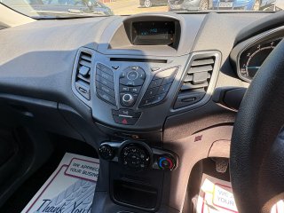 /photos/9707/307c423d-4130-52e4-733d-02fd2ffe155d_i320x240.jpg