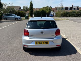 /photos/9707/52cc68a6-99ab-4861-191e-314bd8af6846_i320x240.jpg