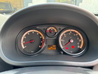 /photos/9707/5c10f29b-3c3e-2341-a914-7c24a10177ff_i320x240.jpg