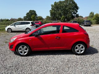 /photos/9707/8d261b9b-d266-24c6-01a4-352ccb90901a_i320x240.jpg