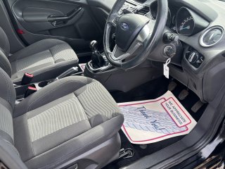 /photos/9707/a16dd445-b94f-38e8-8f6a-1daf8f586f4d_i320x240.jpg