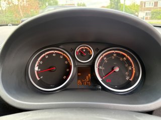 /photos/9707/a59798e3-0f81-9a3b-0805-1ecdb817532e_i320x240.jpg