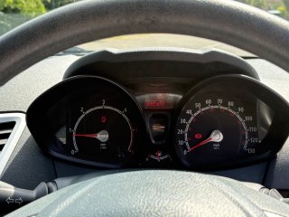 /photos/9707/ae64d20f-3d43-6f25-ed95-331ceffdc109_i320x240.jpg