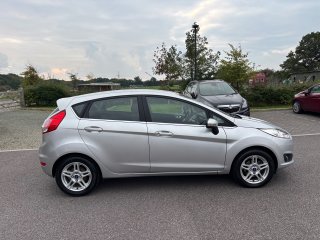 /photos/9707/e466647a-3b94-775f-36b6-f86754e732e8_i320x240.jpg